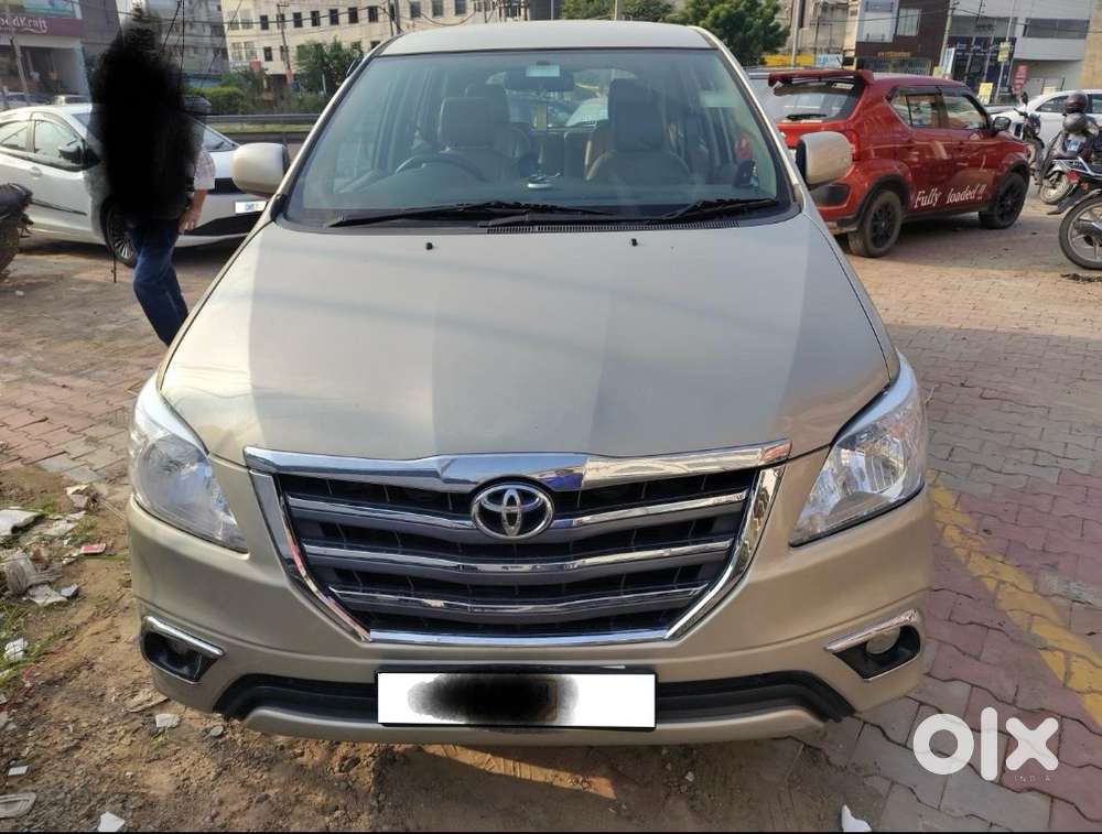 Toyota Innova 2013 Diesel Well Maintained