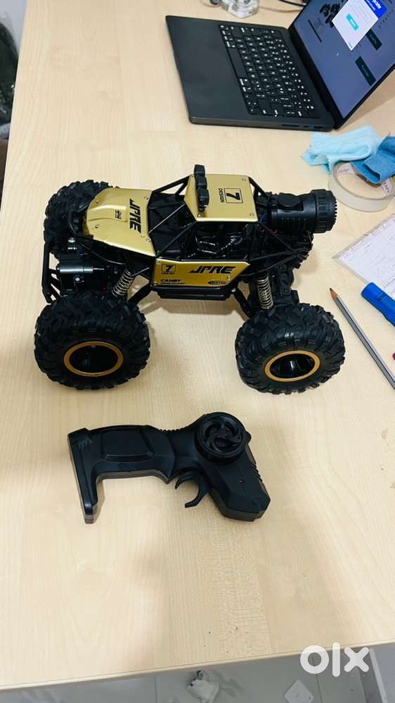 4WD Stunt Rock Crawler Remote controller Car