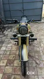 Royal Enfield Desert Storm Classic 350