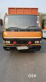 Tata 909Lpt diesel closed body ist owner