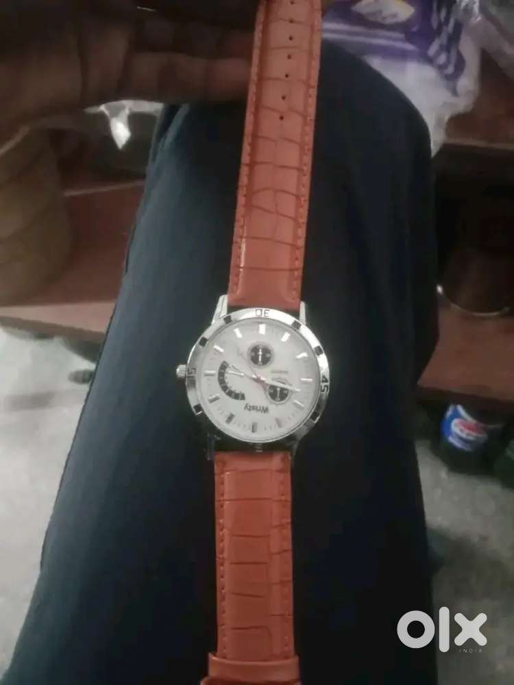 WRISTY Men'slethre Men style Boys Hand Watch Gents 202...