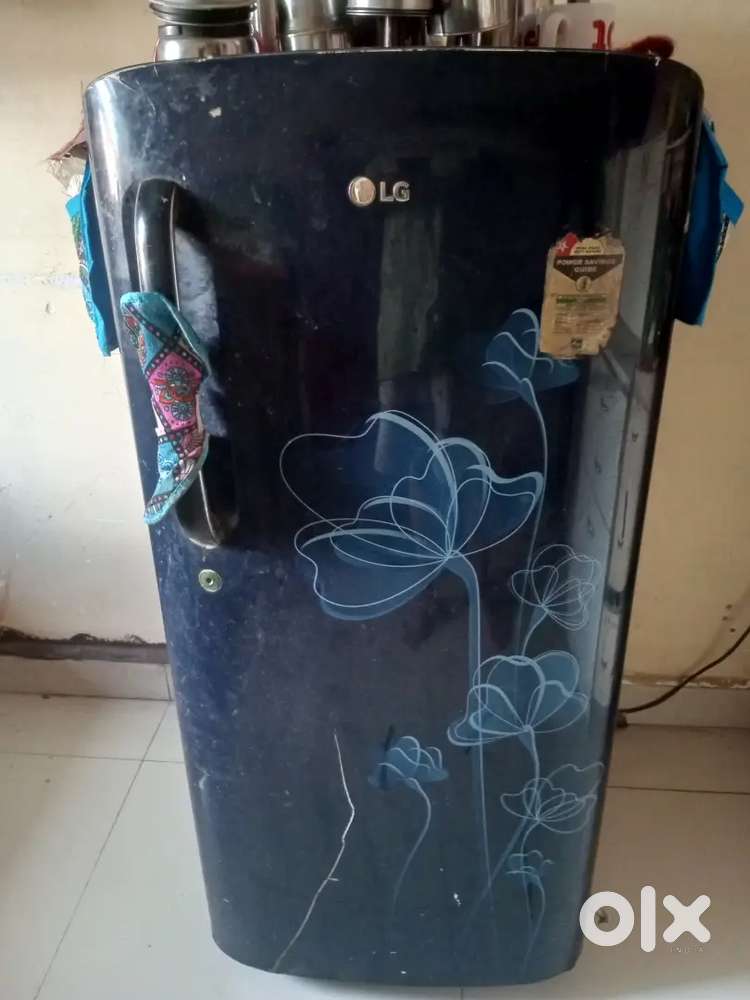 LG fridge working