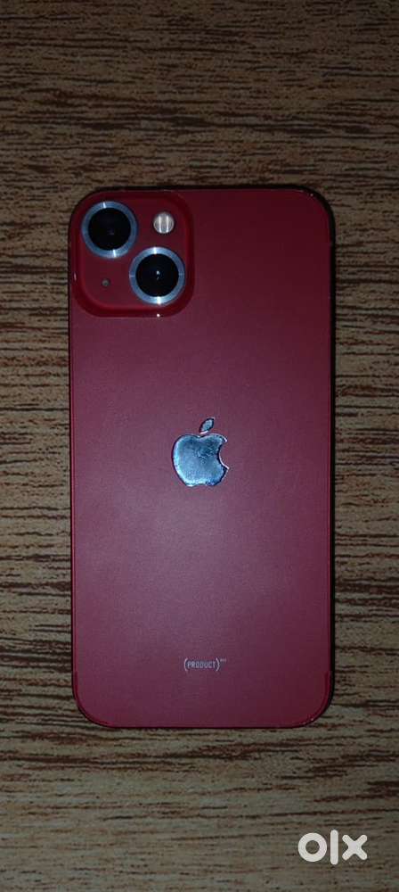 Iphone 13 red