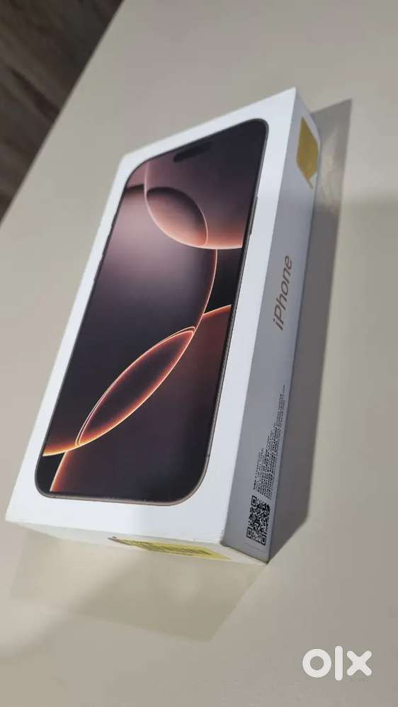 IPHONE 16 PRO MAX 256 DESERT TITANIUM - ONLY 1 DAY OLD