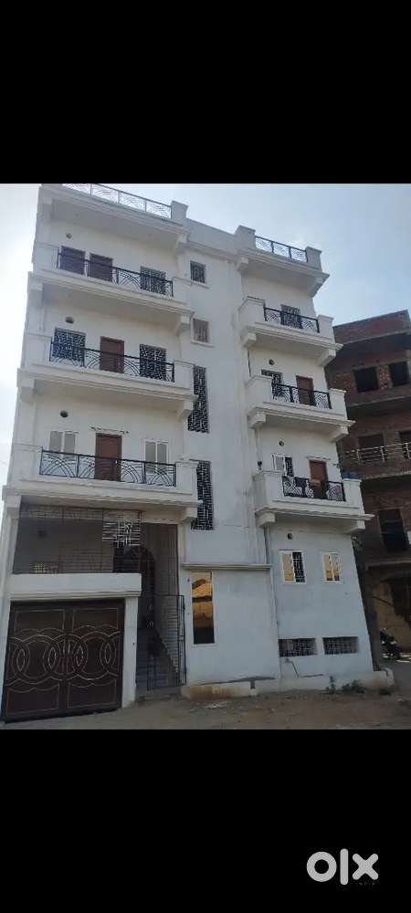 1BHK (Balcony & Western bathroom)chunna Bhatta