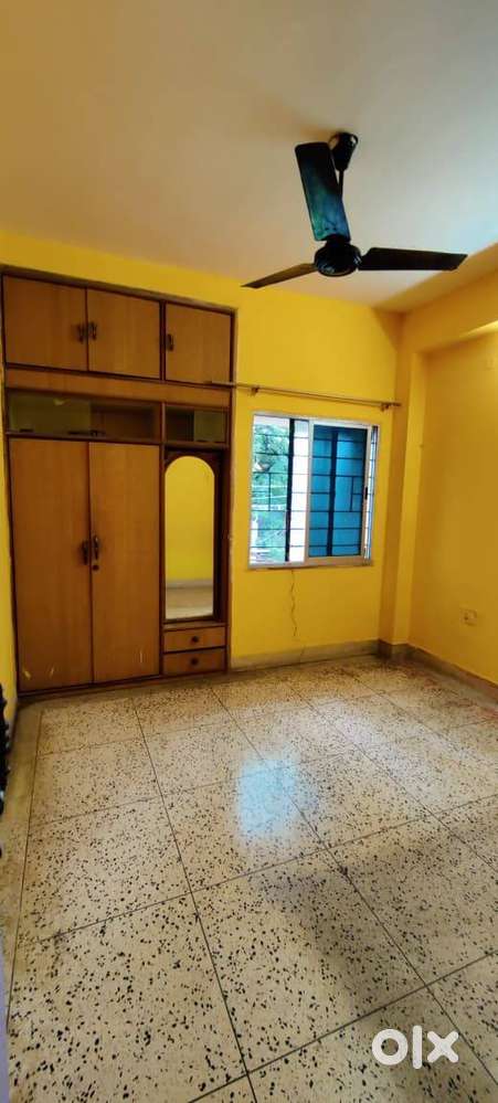 3 bhk flat available for rent in prime location