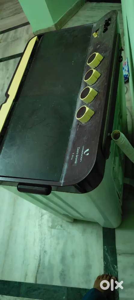 Wosh machine. 2  sal old
