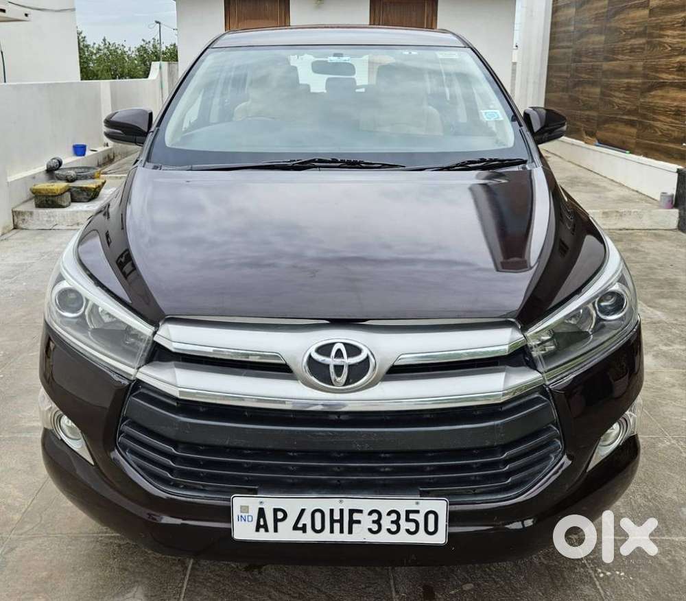 Toyota Innova Crysta 2.4 V, 2017, Diesel