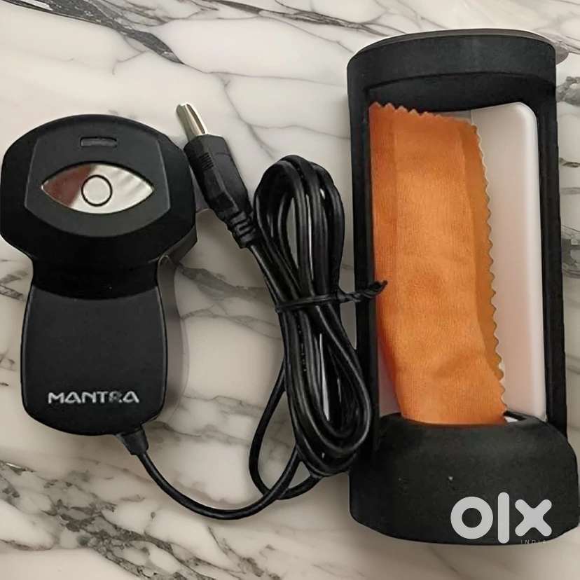 Mantra MIS100 V2 Single Iris Scanner