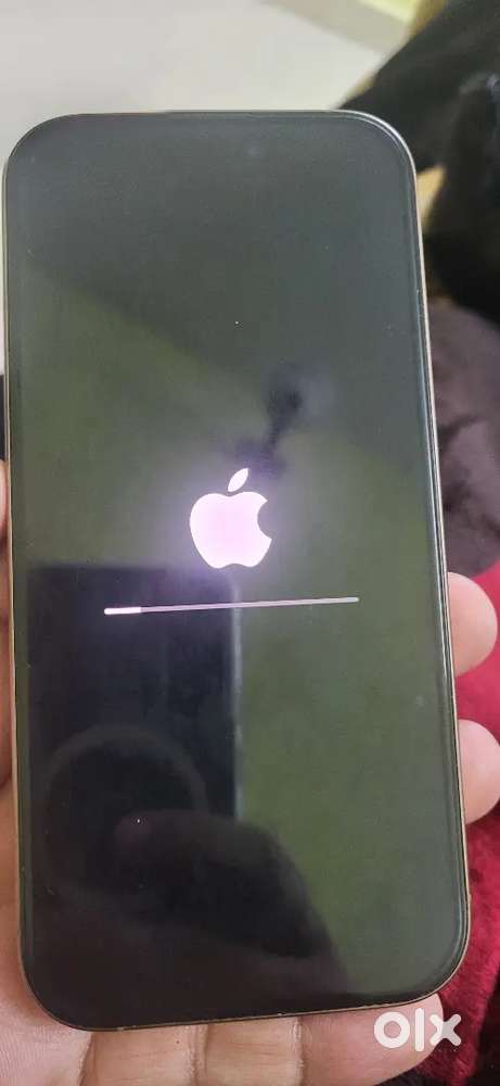 Iphone 16 pro US MODEL 98 % battery