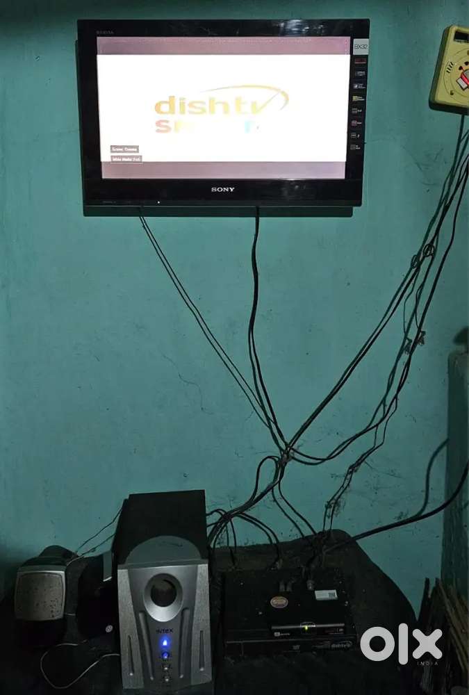 Sony BRAVIA BX32 LCD TV (Fully mint condition) with intex speaker