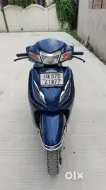 Honda Activa 6g blue colour