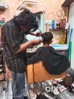 Man salon seal