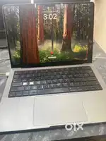 Apple MacBook M2pro 16GB