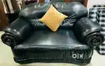 Sofa set in black