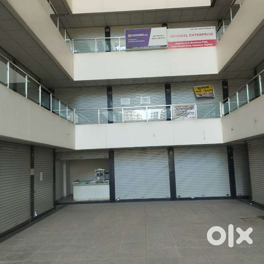 Female Telecaller in Gotri sevasi