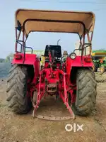 Mahindra 585 with Dozer
