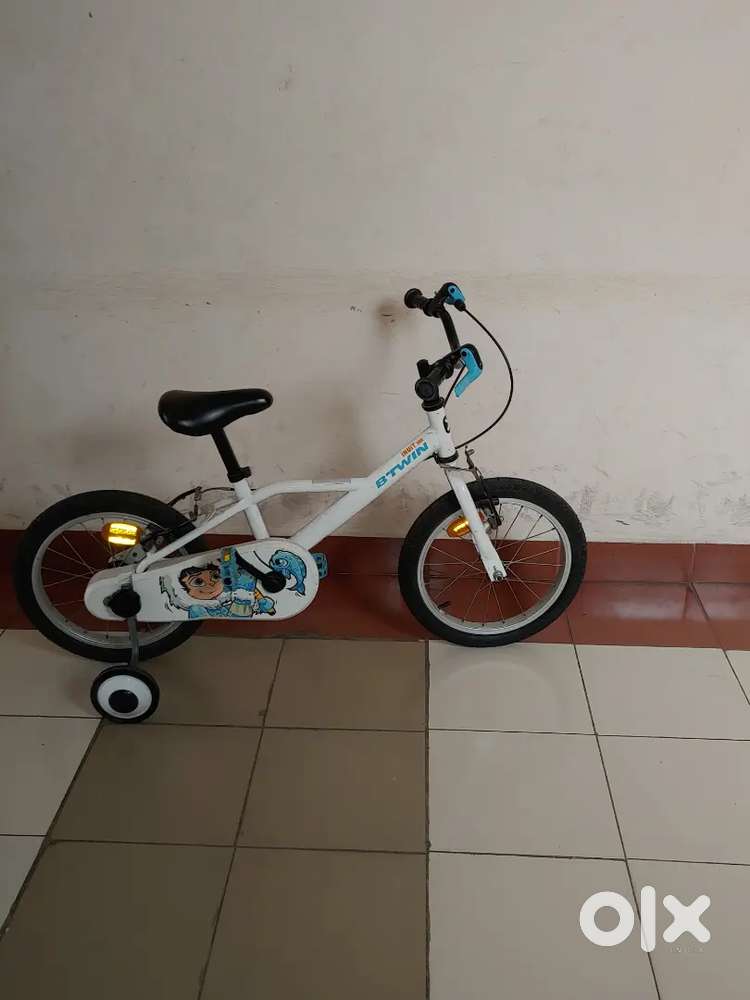 Kids cycle & Panda car