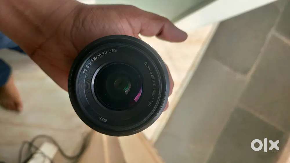 Sony FE 28-70mm F3.5-5.6 OSS Lens  E-Mount  Excellent Condition
