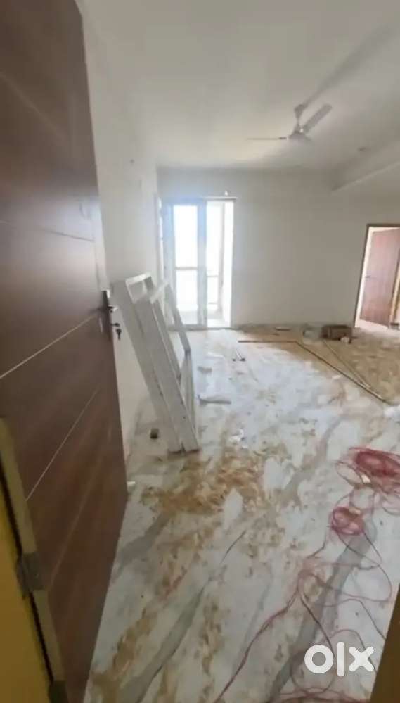 2BHK FLAT IN VANSHIKA GREENS APARTMENT