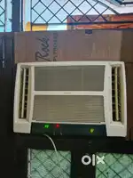 Hitachi 5 star window AC