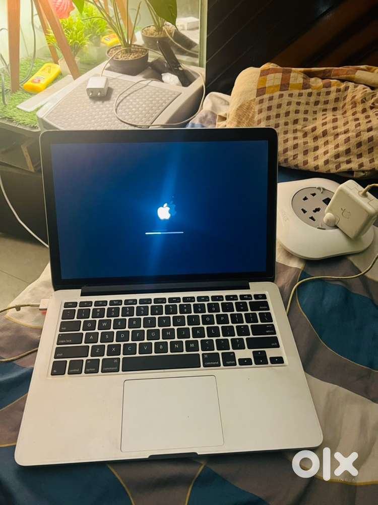 MacBook Pro , 16gb ram ,13inch Ratina Display