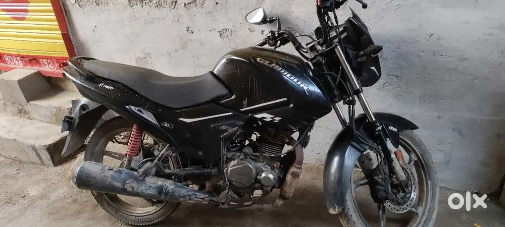 Hero glamour disc bike 36000 Chali Hui Hai bike condition good