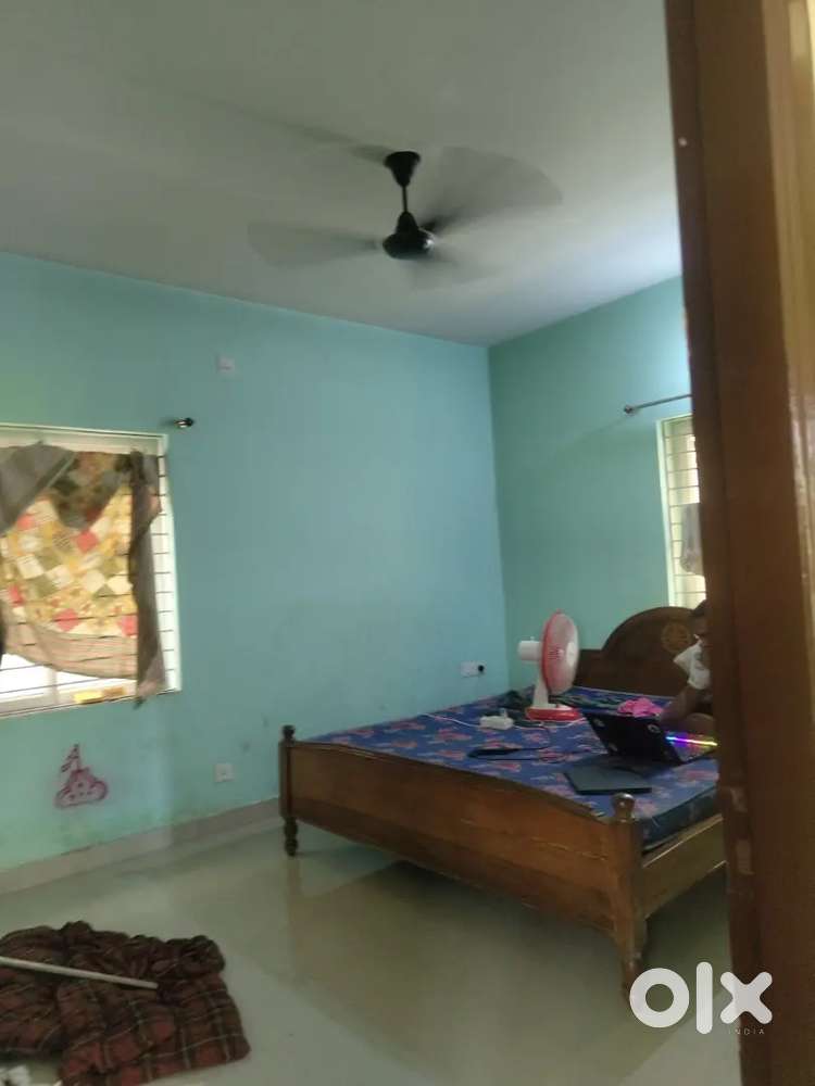 2 bhk semifurnished independent room