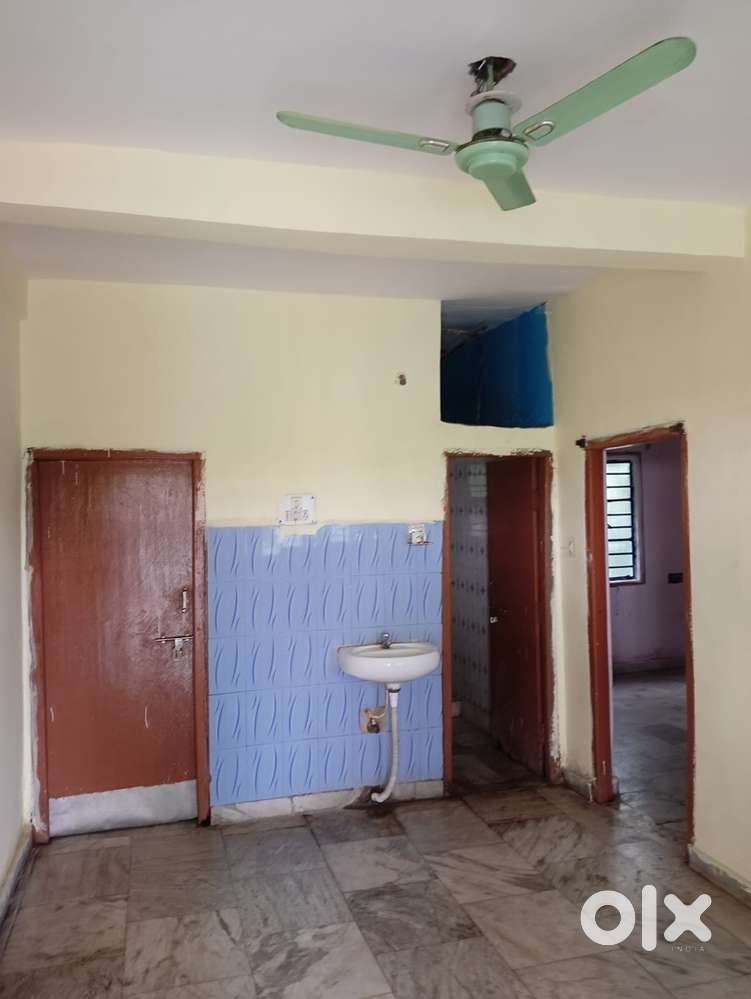 2 BHK APARTMENT WITH GARRAGE