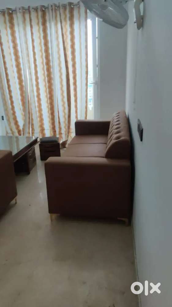 Fully furnished duplex 3 bhk flat on rent