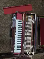 9 Scale changer harmonium