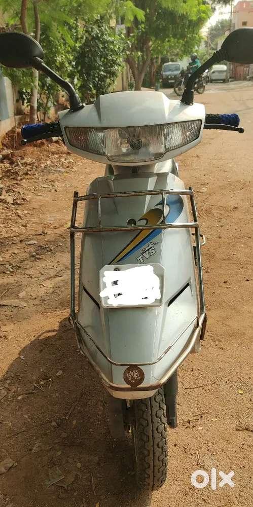 Single hand vehicle in very good condition