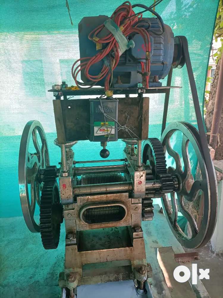 Sugarcane juice machine(रसवंती मशीन)