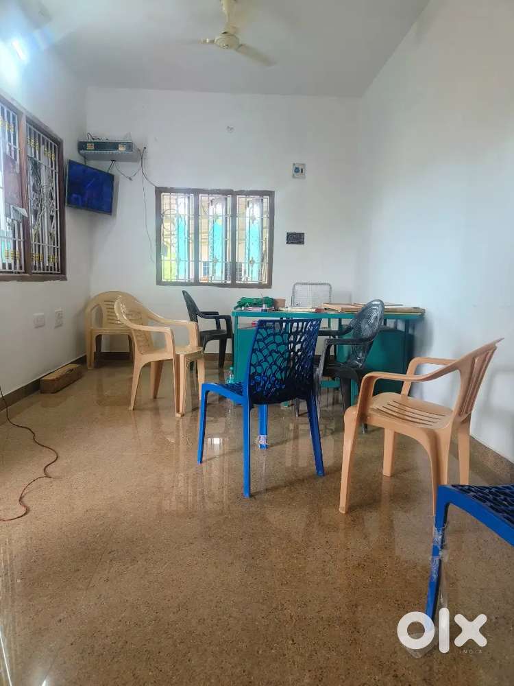 First floor - Shop for rent