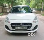 Maruti Suzuki Swift VXi + Manual, 2022, Petrol