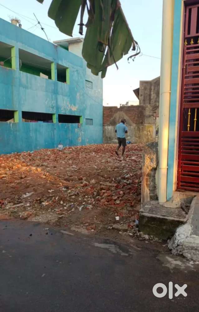 Thirvotriyur metro near land for sale
