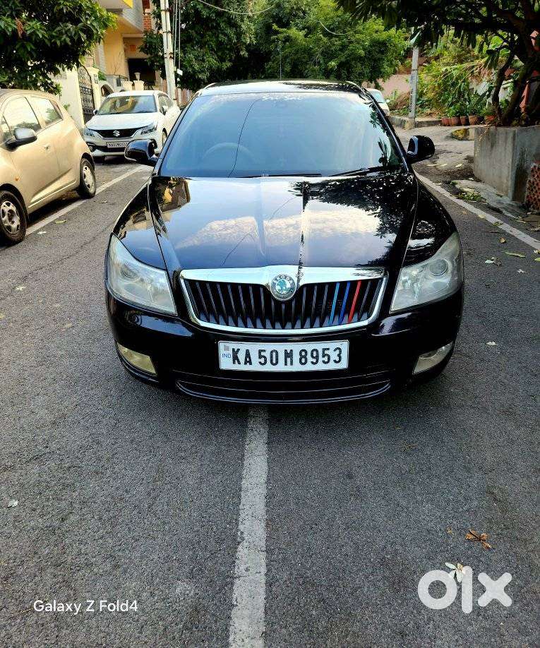Skoda Laura L and K MT, 2010, Diesel