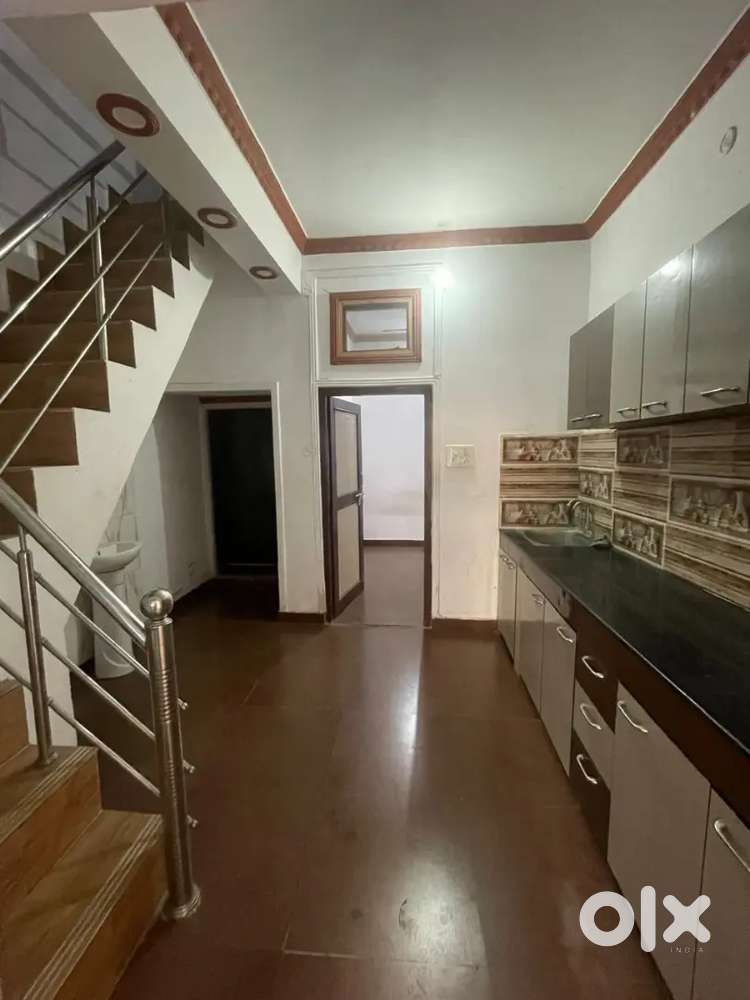 Room for rent - with bathroom ,kitchen,free wifi in clean neighbour