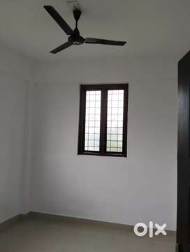 2 bed room flat for rent arimpur near aravu tfm school hyway bus stop