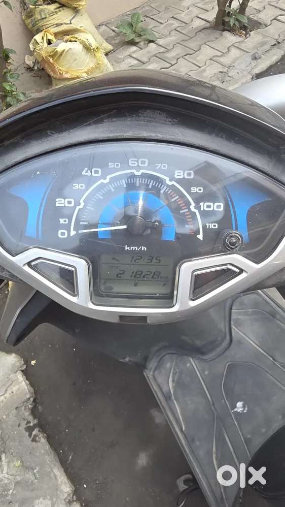 Best condition only 21000 driven single hand 125 Cc 5g Digital meter