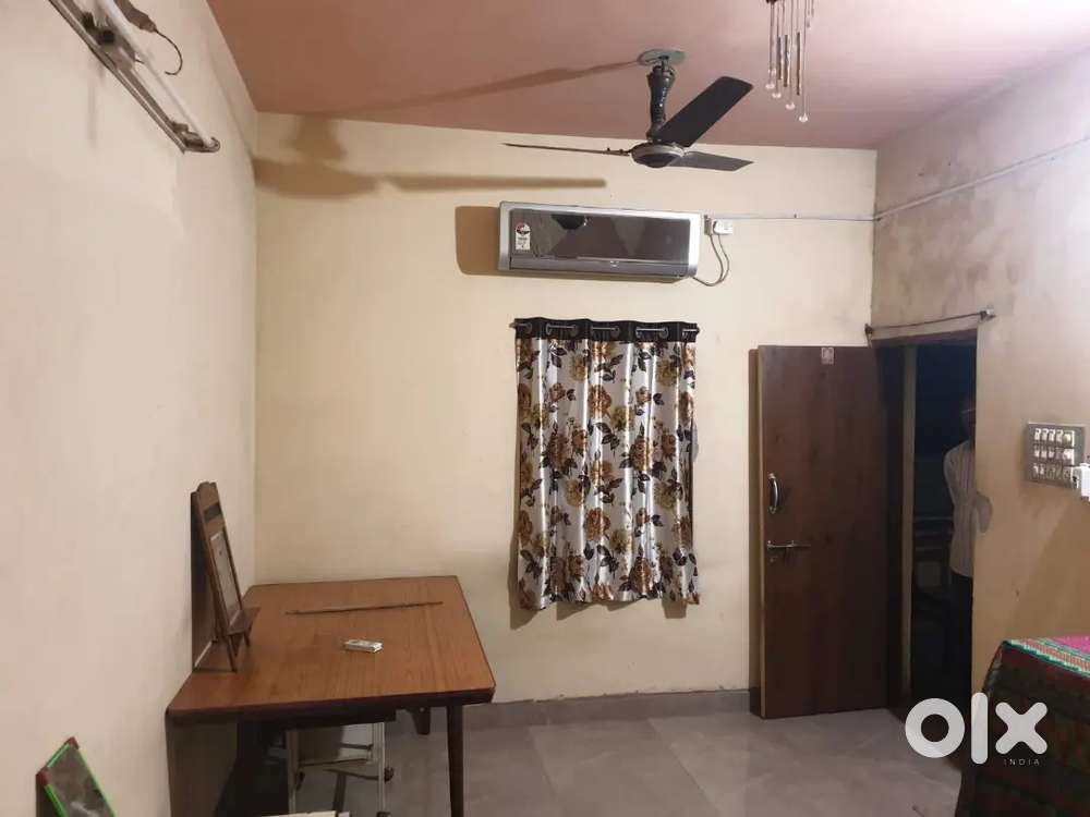 1 Single AC room rent