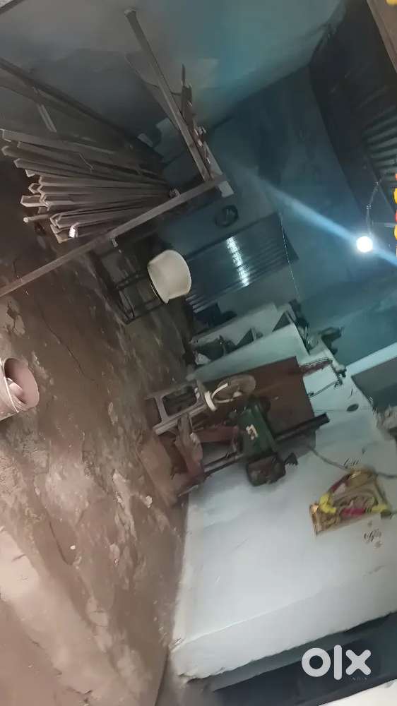 GATE KHIDKI WELDING MISTRI KI JARURAT HAI