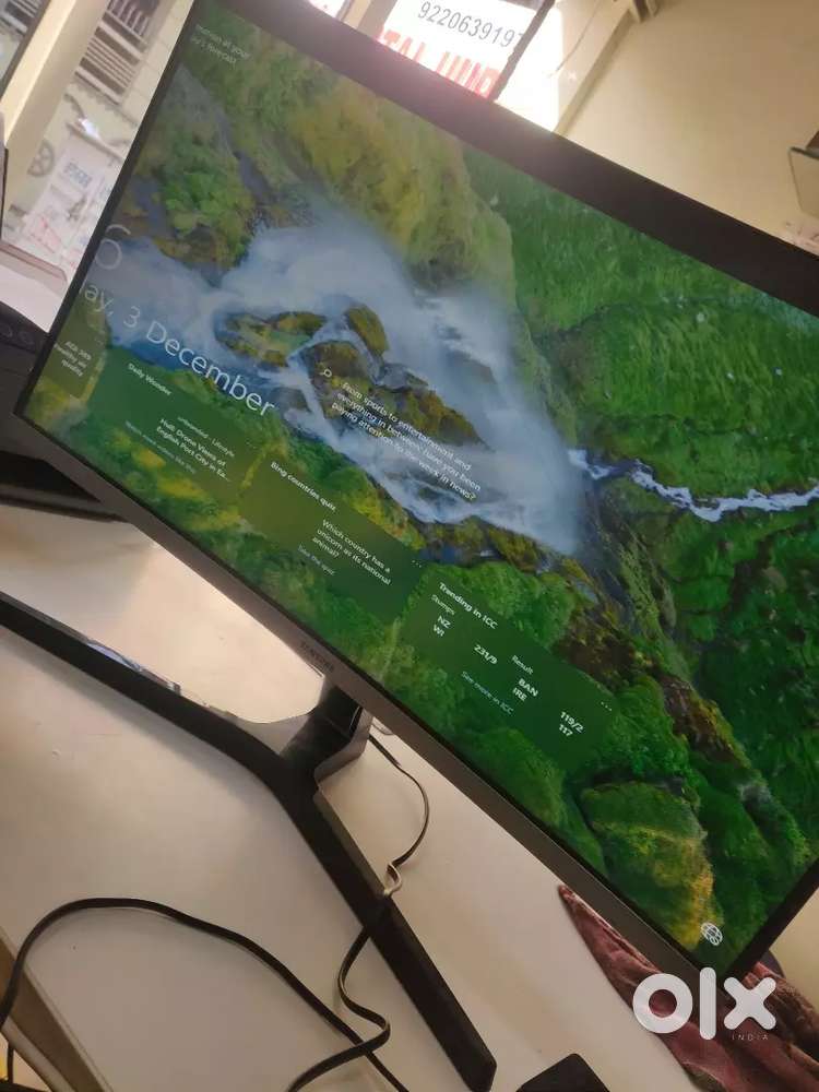 Samsung curved monitor FHD 27 inches