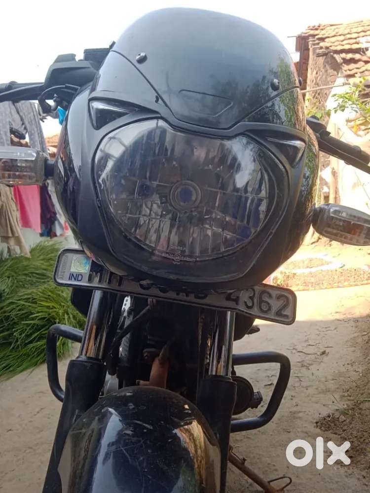 Pulsar 125