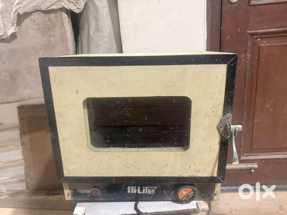 Oven for patty, heater