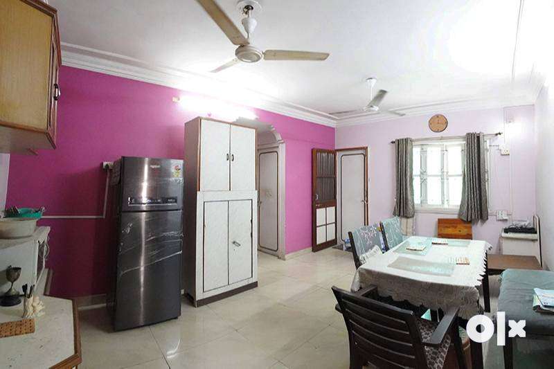 2 BHK Shree Rang Apartment For Sell in Paldi