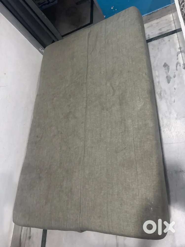 Sofa Cum Bed 4*6