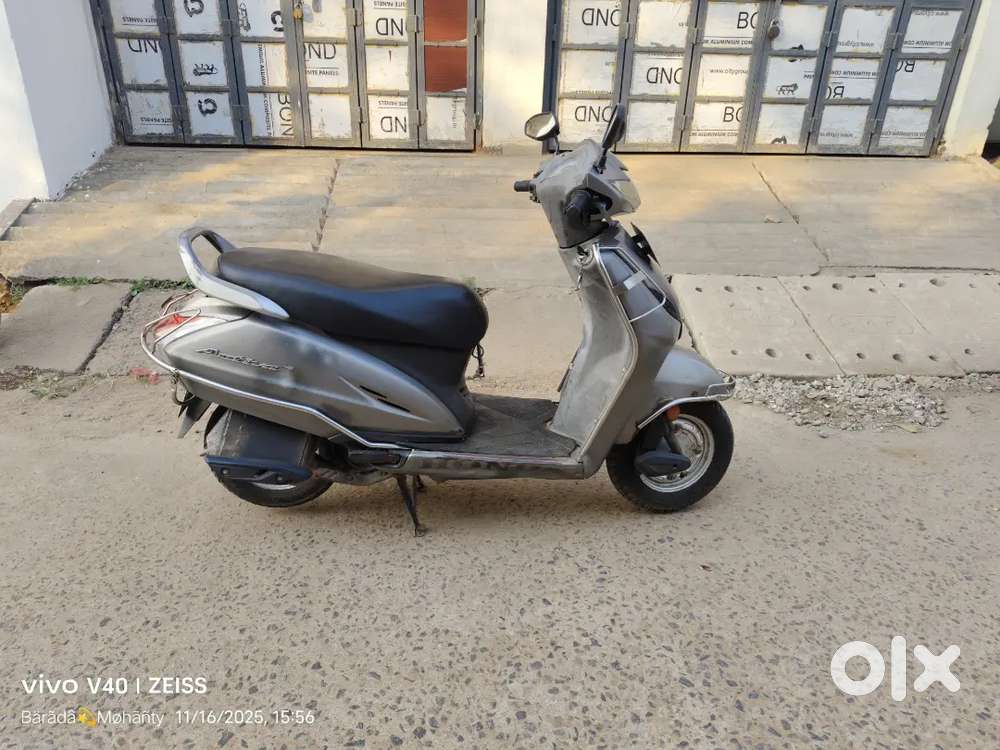 Activa best condition with pickup.. money problem.. urgent sell