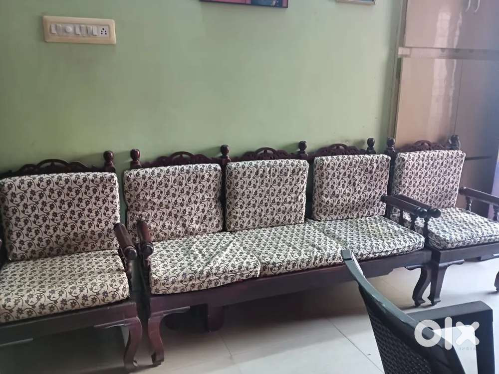 Rose wood 3+1+1 Sofa with cushions and (2)setsof Cushion covers.