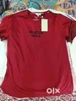 Men t shirt.. 50 pcsn